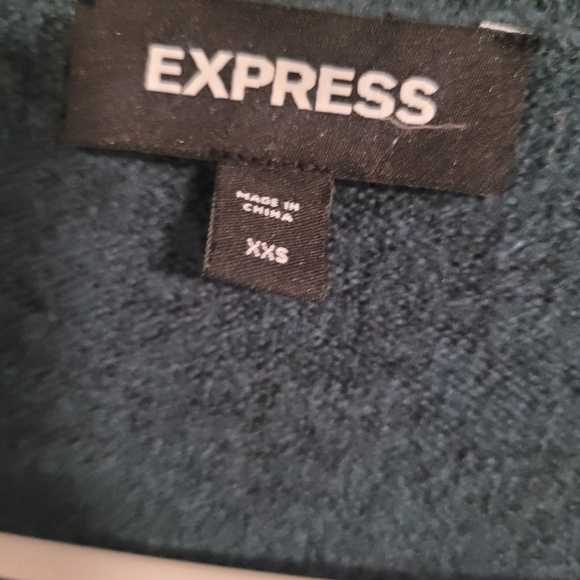 Express Sweater - Picture 2 of 4